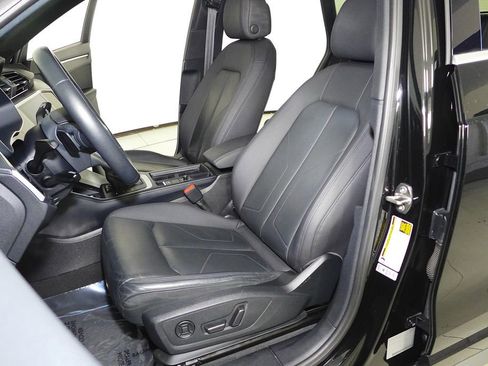 Used 2021 Audi Q3 2.0T Premium Plus w/ Premium Plus Package image 22