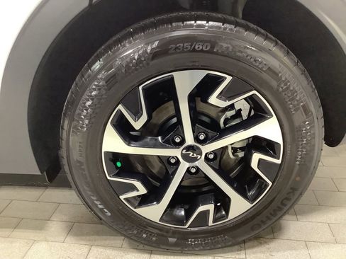 Certified 2025 Kia Sportage EX w/ Premium Package image 26