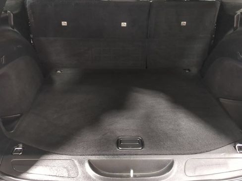 Used 2019 Jeep Grand Cherokee Altitude AWD/4WD image 37