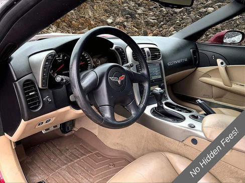 Used 2005 Chevrolet Corvette Coupe w/ Preferred Equipment Group RWD image 8