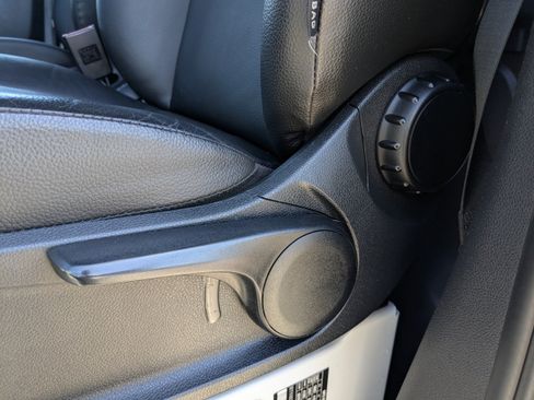 Used 2025 Mercedes-Benz Sprinter 2500 image 19