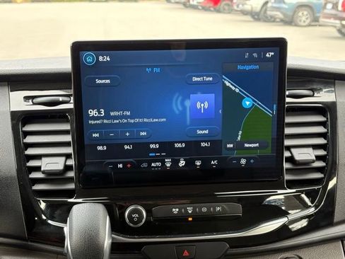 Used 2024 Ford Transit 350 XLT image 18