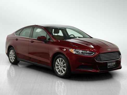 Used 2015 Ford Fusion S image 7