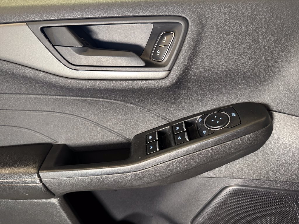 Used 2024 Ford Escape Active FWD image 19