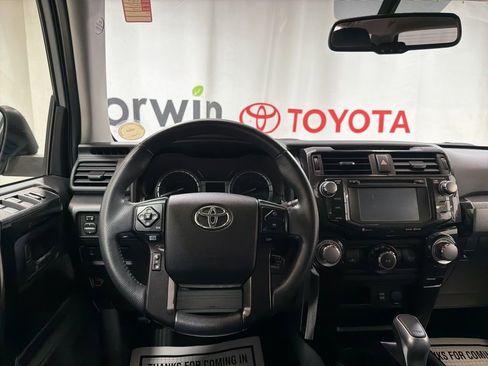 Used 2019 Toyota 4Runner TRD Off-Road Premium AWD/4WD image 22