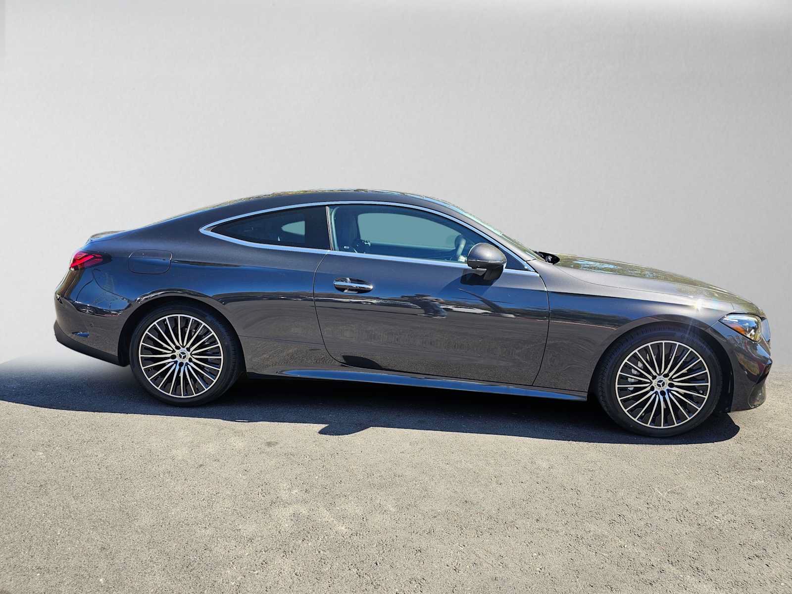 New 2027 Mercedes-Benz CLE 450 4MATIC Coupe image 2