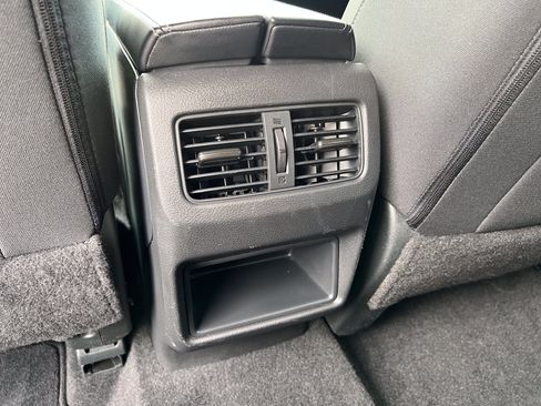 Used 2024 Nissan Rogue S AWD/4WD image 26