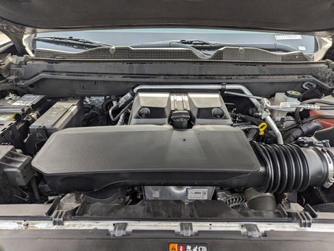 Certified 2024 Chevrolet Colorado Z71 w/ Z71 Convenience Package 2 image 29