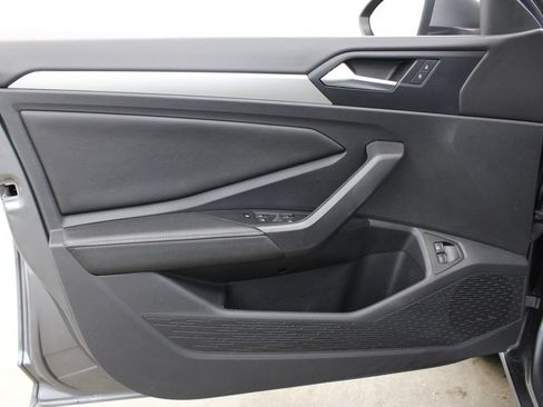 Certified 2024 Volkswagen Jetta S FWD image 15