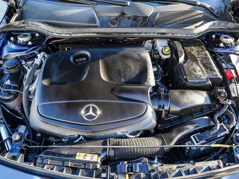 Used 2018 Mercedes-Benz CLA 250 image 21