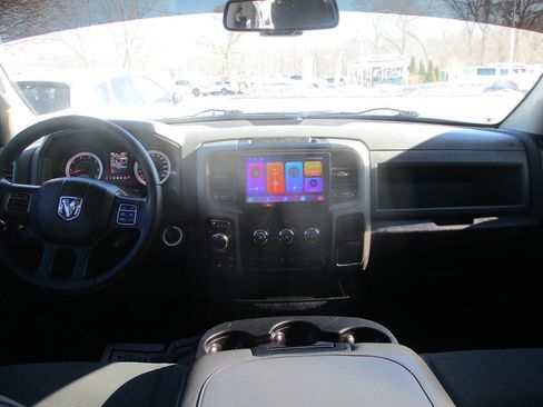 Used 2016 RAM 1500 Express w/ Popular Equipment Group image 9