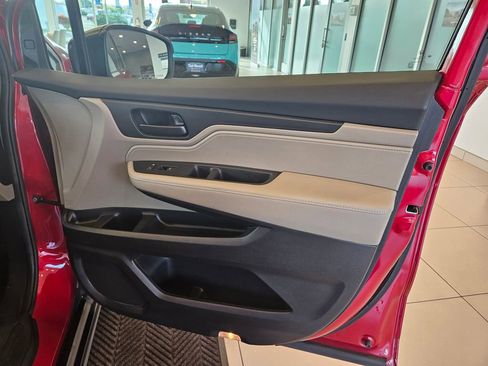 Used 2024 Honda Odyssey EX-L image 23