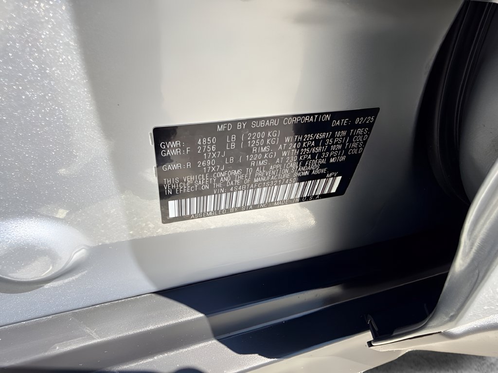 Used 2025 Subaru Outback Premium AWD/4WD image 33