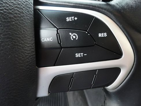 Used 2018 Dodge Charger SXT Plus image 15