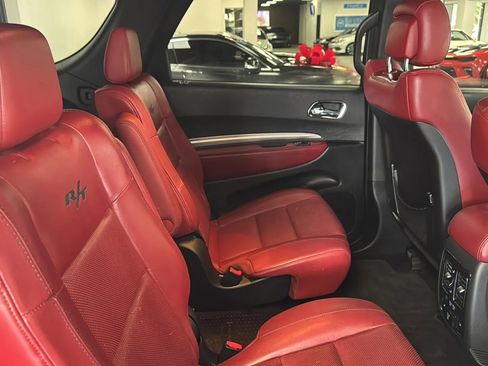 Used 2015 Dodge Durango R/T w/ Technology Group RWD image 32
