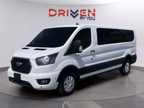 Used 2024 Ford Transit 350 XLT RWD image 2
