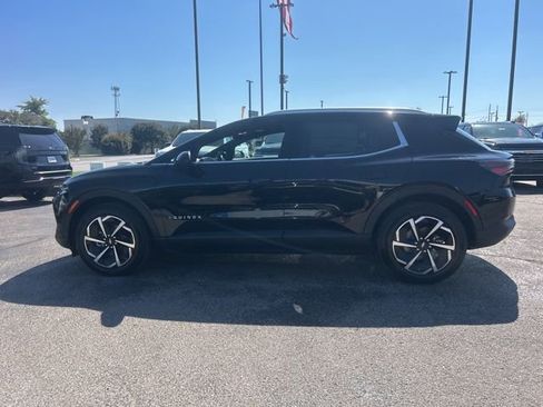New 2026 Chevrolet Equinox EV LT image 6