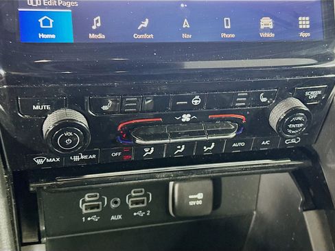 Used 2023 Jeep Grand Cherokee Limited AWD/4WD image 24