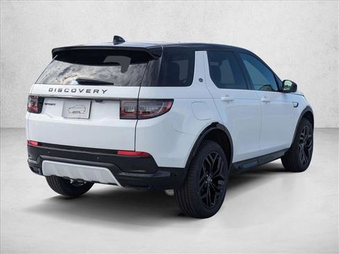 New 2026 Land Rover Discovery Sport Landmark image 2