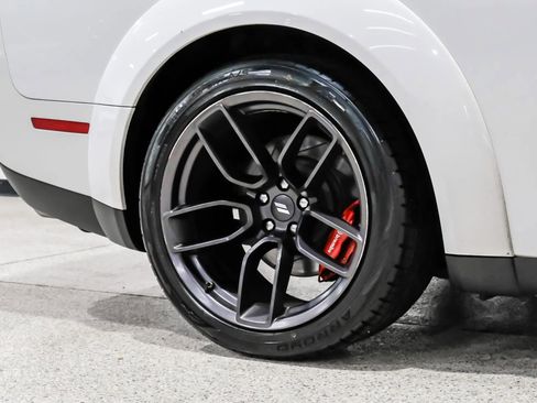 Used 2019 Dodge Challenger R/T Scat Pack w/ Widebody Package RWD image 38
