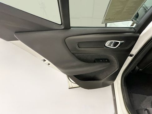 Used 2023 Volvo XC40 Recharge Plus AWD/4WD image 27