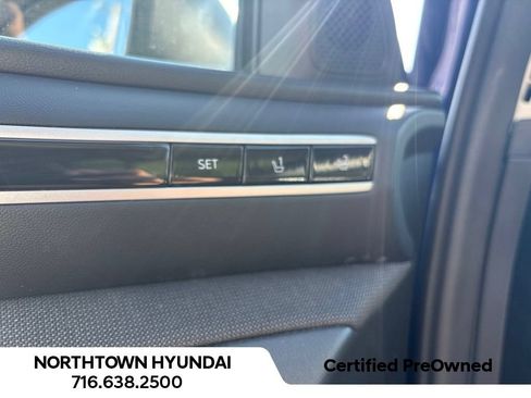 Certified 2023 Hyundai Tucson Limited AWD/4WD image 24