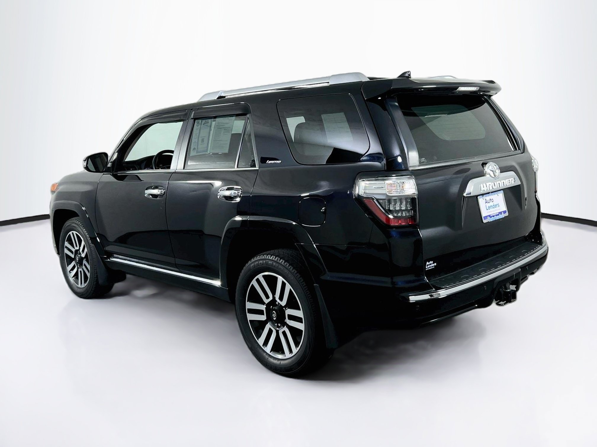 Used 2024 Toyota 4Runner Limited AWD/4WD image 7