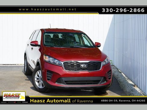 Used 2019 Kia Sorento FWD image 1