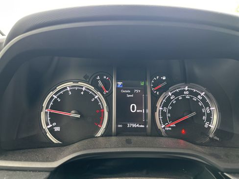 Used 2023 Toyota 4Runner TRD Off-Road Premium AWD/4WD image 7