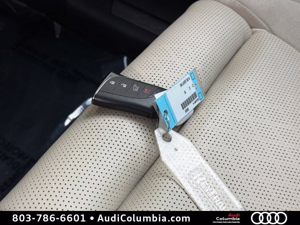 Used 2023 Lexus RX 350 FWD w/ Accessory Package image 37