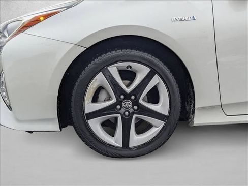 Used 2016 Toyota Prius Three Touring image 24