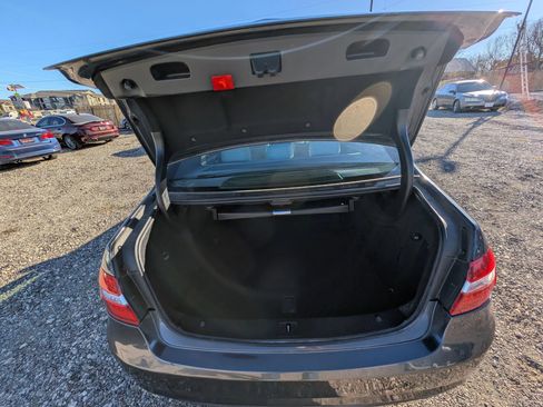 Used 2013 Mercedes-Benz E 350 Sedan image 8