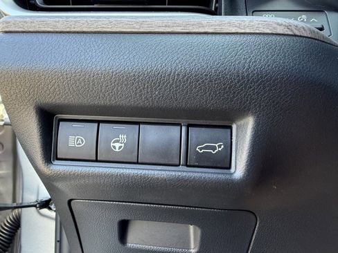 Used 2024 Toyota Grand Highlander Platinum image 27