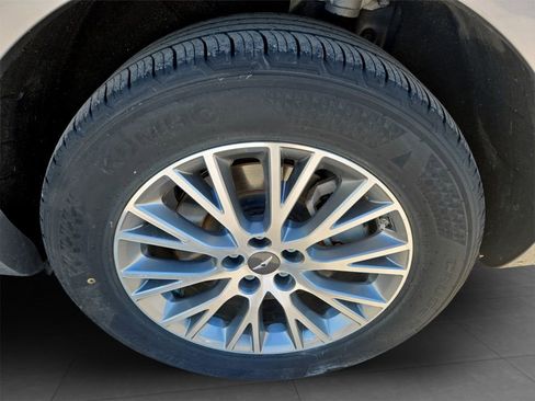 Used 2024 Genesis GV80 2.5T image 33