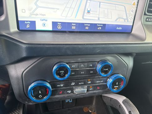 Used 2022 Ford Bronco Outer Banks AWD/4WD image 9