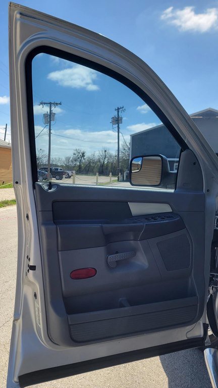 Used 2007 Dodge Ram 3500 Truck SLT RWD image 4