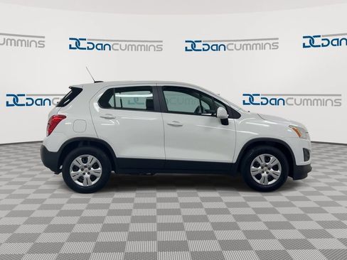 Used 2016 Chevrolet Trax LS FWD image 9