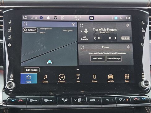 Used 2022 Jeep Grand Wagoneer Series III w/ HD Trailer Tow Package AWD/4WD image 27