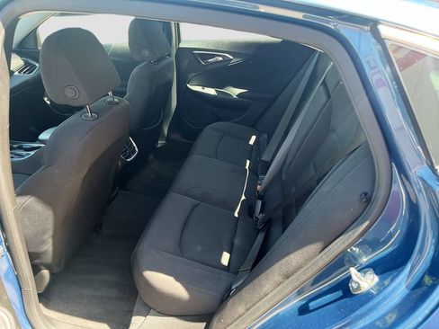 Used 2025 Chevrolet Malibu LT FWD image 25