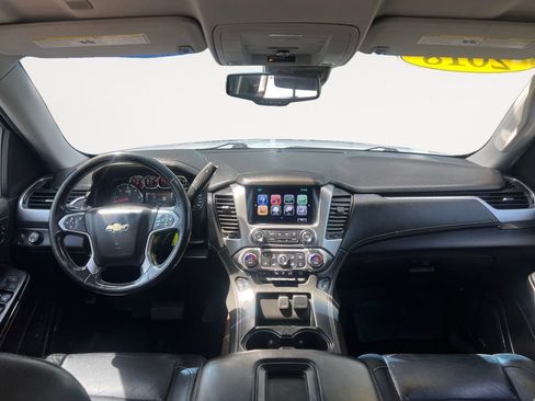 Used 2018 Chevrolet Suburban LT RWD image 10