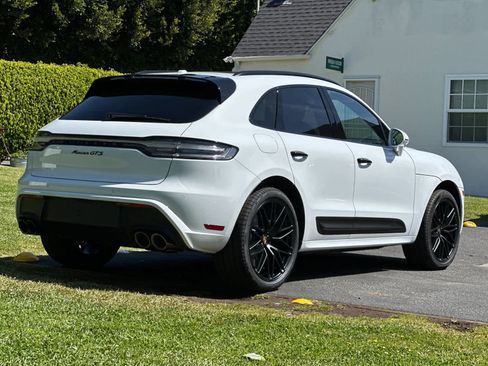 New 2026 Porsche Macan GTS AWD/4WD image 8