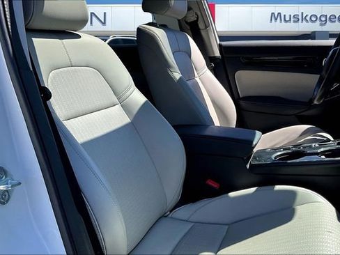 Used 2023 Honda Civic Touring image 27