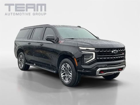 New 2026 Chevrolet Suburban Z71 w/ Comfort Package image 1