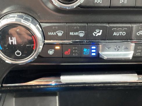 Used 2021 Ford F150 Lariat w/ Equipment Group 502A High AWD/4WD image 21