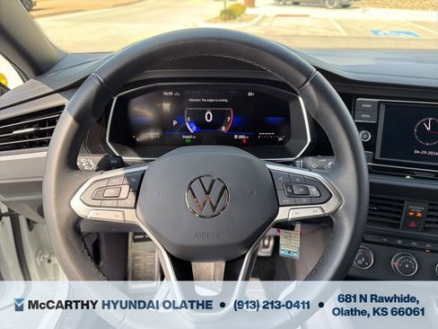 Used 2023 Volkswagen Jetta Sport FWD image 6