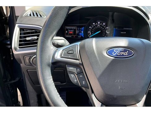 Used 2024 Ford Edge SEL AWD/4WD image 18