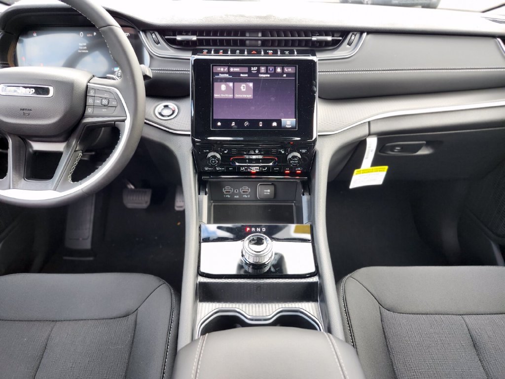 New 2026 Jeep Grand Cherokee Laredo X AWD/4WD image 14