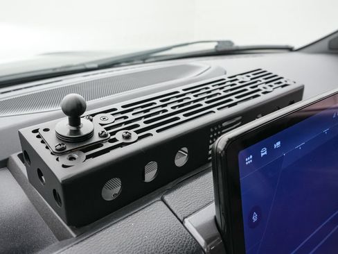 Certified 2024 Ford Expedition Limited AWD/4WD image 19