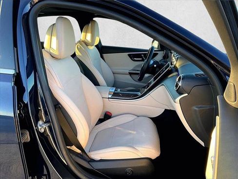 Used 2022 Mercedes-Benz C 300 C 300 image 9