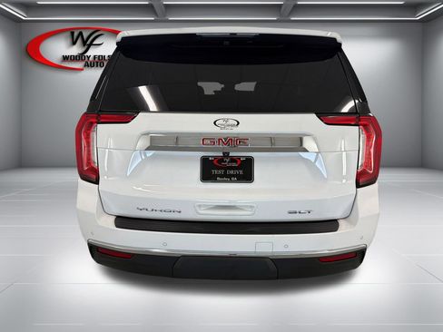 Used 2023 GMC Yukon SLT w/ SLT Luxury Package RWD image 7